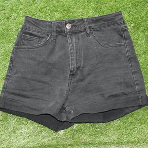 Forever 21 Women's Black Denim Shorts Size 2